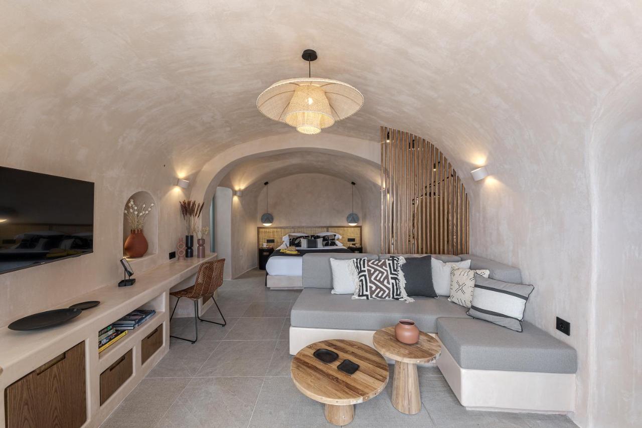 The Exotic Cave Suite Oía Exteriör bild