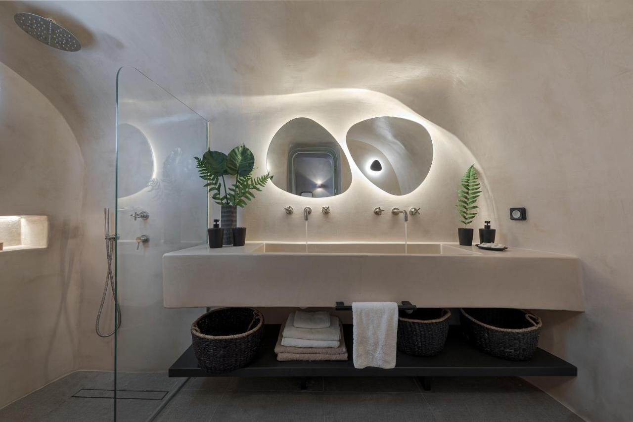 The Exotic Cave Suite Oía Exteriör bild